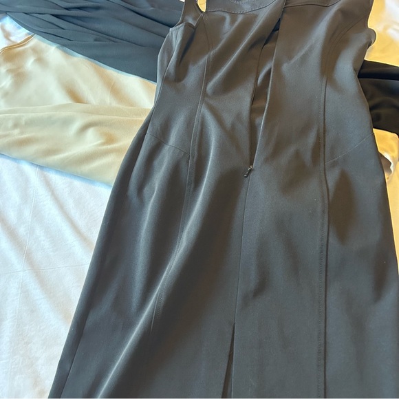 Sleeveless Dress bundle size 4 - Picture 9 of 12